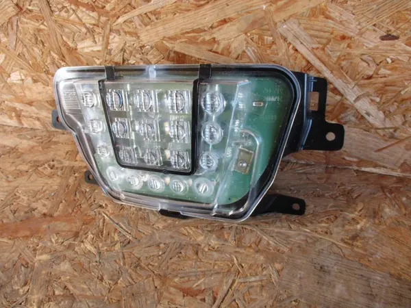 Toyota Supra LED-takavalo OEM H3881148312 image 3