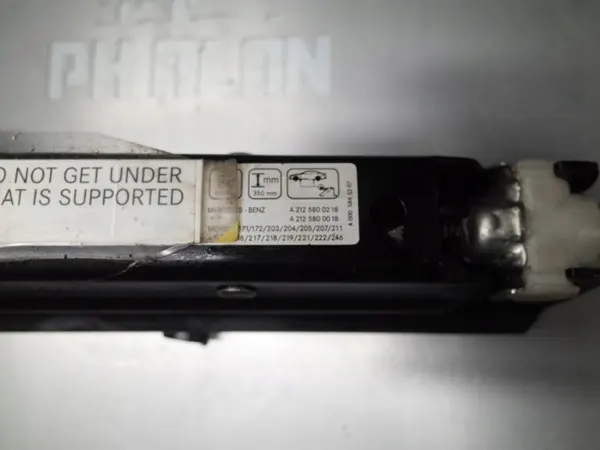 Mercedes Wagenheber OEM A2125800218 für E-Klasse W212 image 3