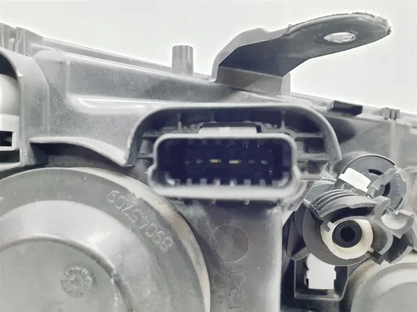 Vasen ajovalaisin Dacia Sandero II LED OEM image 7