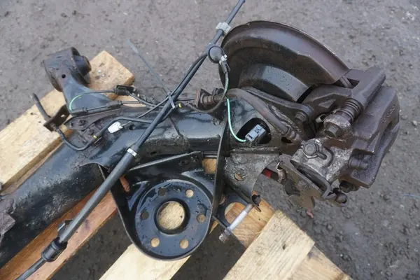 TOYOTA PRIUS III 09-15 Trave di Sospensione Posteriore 4210112171 image 2