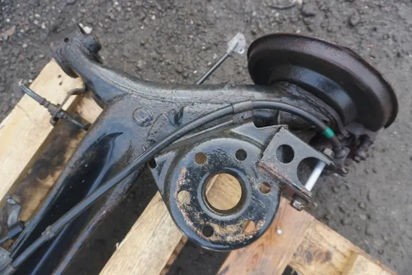 TOYOTA PRIUS III 09-15 Trave di Sospensione Posteriore 4210112171 image 7