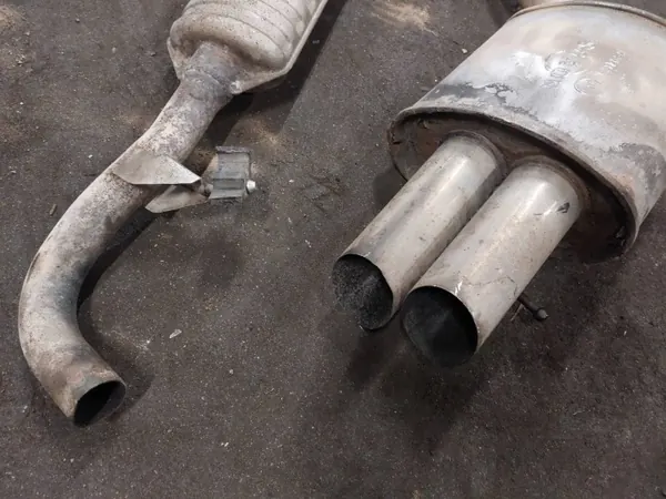 OEM 7534135 Urheilupakoputki BMW E90 2.0:lle image 5