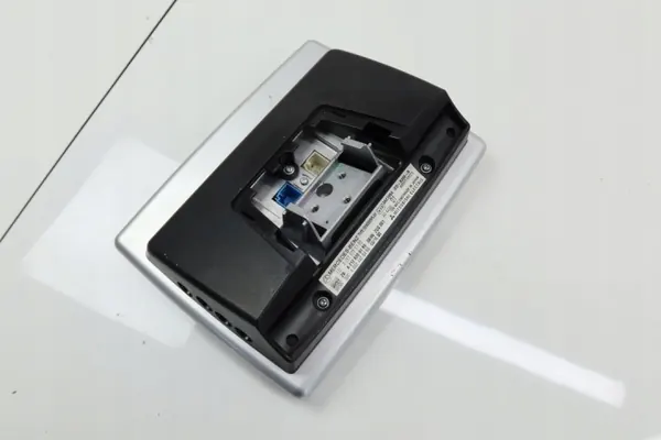 Écran de repose-tête Mercedes GL OEM 2518705190 image 7