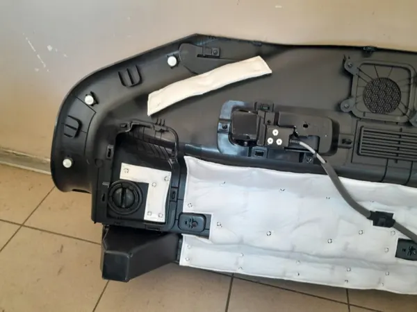 OEM 85741-CV500 Garniture Coffre Droit KIA EV6 2022-24 image 5