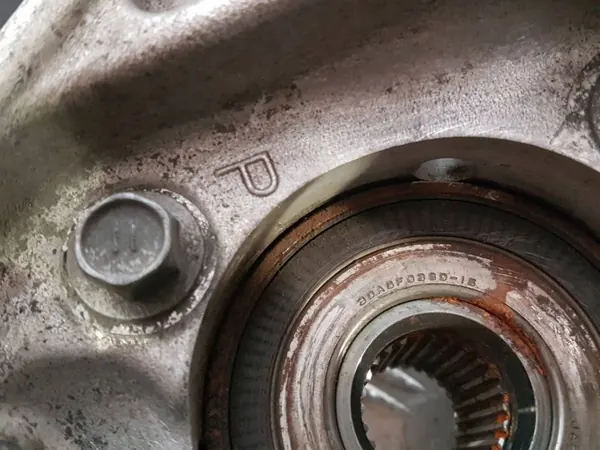 Lexus CT 200H Vorderradnabe OEM 4320247030 image 7