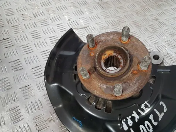 Lexus CT 200H Vorderradnabe OEM 4320247030 image 9