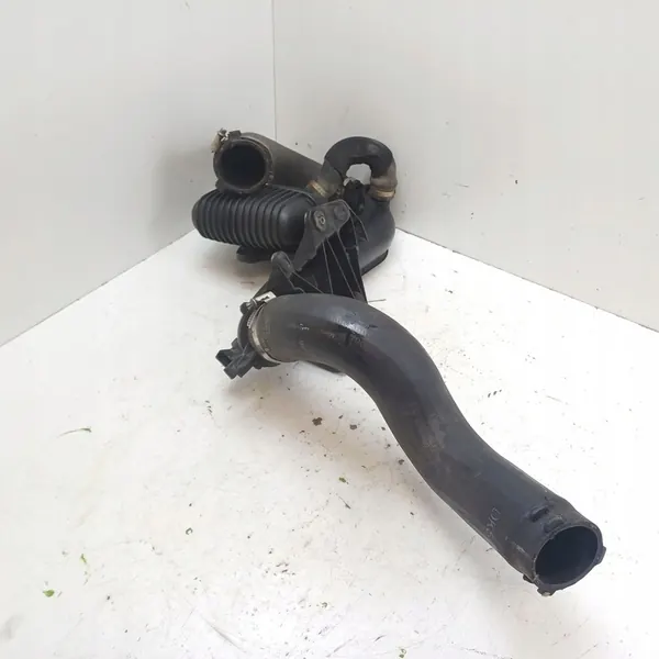 Audi A4 S4 B7 Luftschlauch image 4