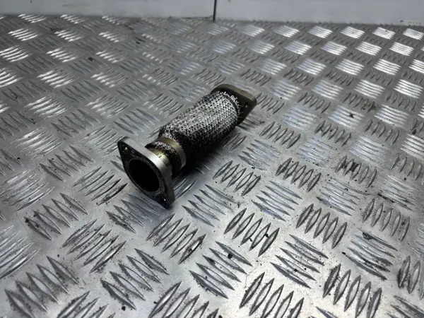 Audi SQ7 Pakoputki OEM 057131525AL - Käytetty image 2