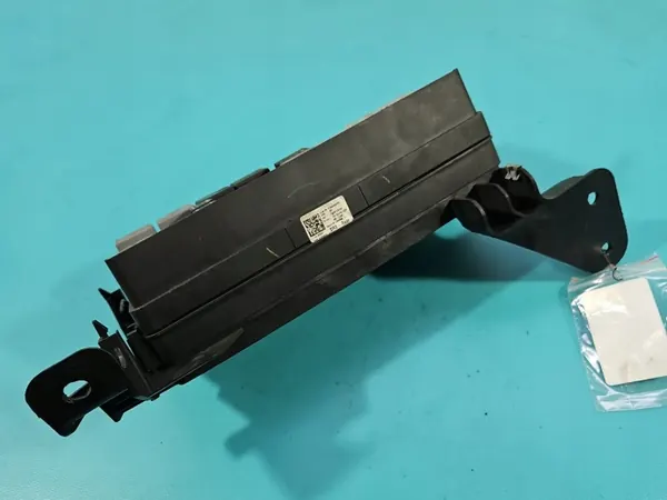 Zekeringkast OEM A1645402372 voor Mercedes ML W164 image 3