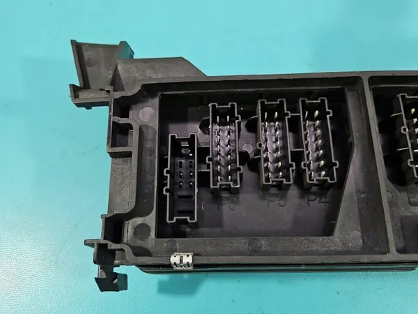 Zekeringkast OEM A1645402372 voor Mercedes ML W164 image 6