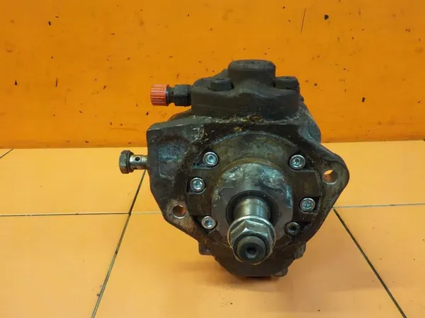 Brandstofpomp ZAFIRA B ASTRA 1.7 CDTI 55581885 image 2