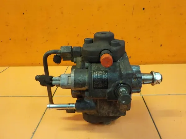 Brandstofpomp ZAFIRA B ASTRA 1.7 CDTI 55581885 image 3