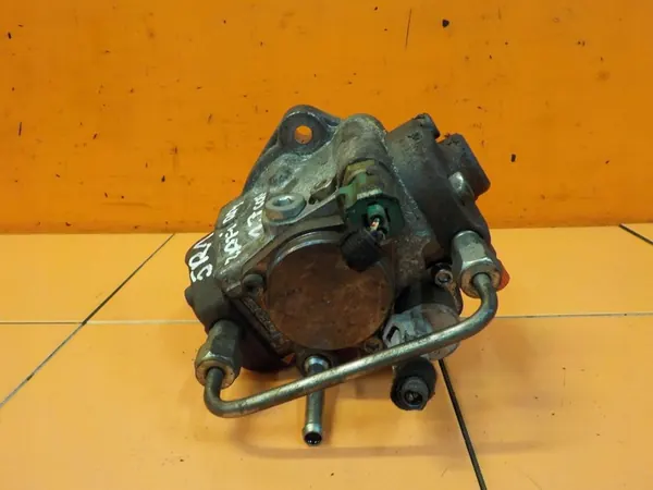 Brandstofpomp ZAFIRA B ASTRA 1.7 CDTI 55581885 image 4