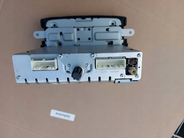 Dacia Spring Radio OEM 280210570R - Gebraucht image 4