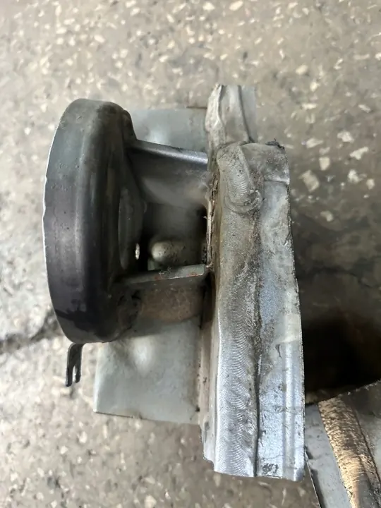 Support ressort arrière Mercedes W245 OEM SPRĘŻYN TALERZYK image 5