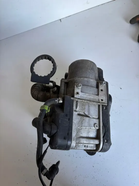 Chauffage stationnaire Webasto OEM 1K0815065AT VW image 4