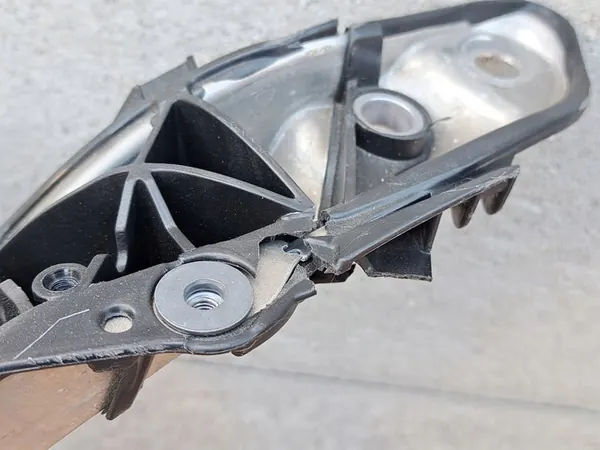 Reforço Frontal Audi A6 C8 4K0805594 image 5