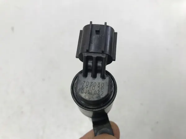 Sensor de Posición Árbol de Levas Kia OEM 7030305910 image 4