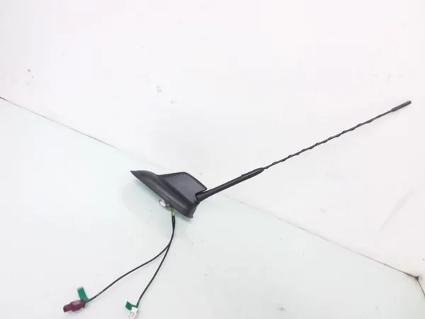Skoda OE ARA61628 GPS-antenni Fabia Mk3:lle image 2