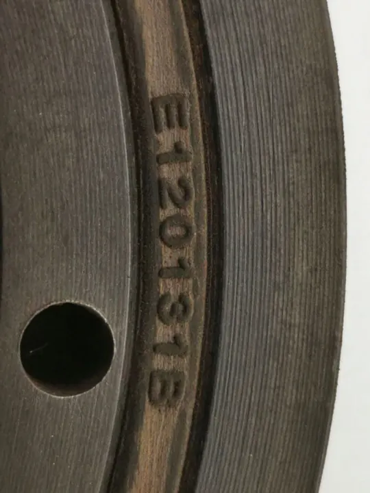 Mitsubishi Lancer X Kampiakselin hihnapyörä OEM E120131B image 3