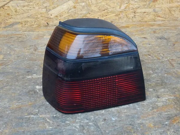 GOLF III GTI VR6 HB Vänster Bakljus 1H6945111C image 6