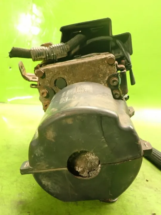 Elkraftstyrpump OEM 1440050080 för Peugeot image 8