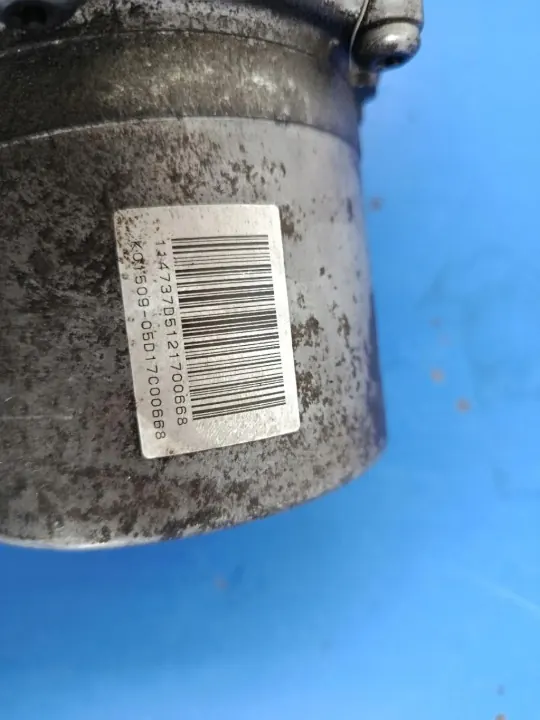 Pompe de direction OEM 9660983080 pour Peugeot 407 image 10