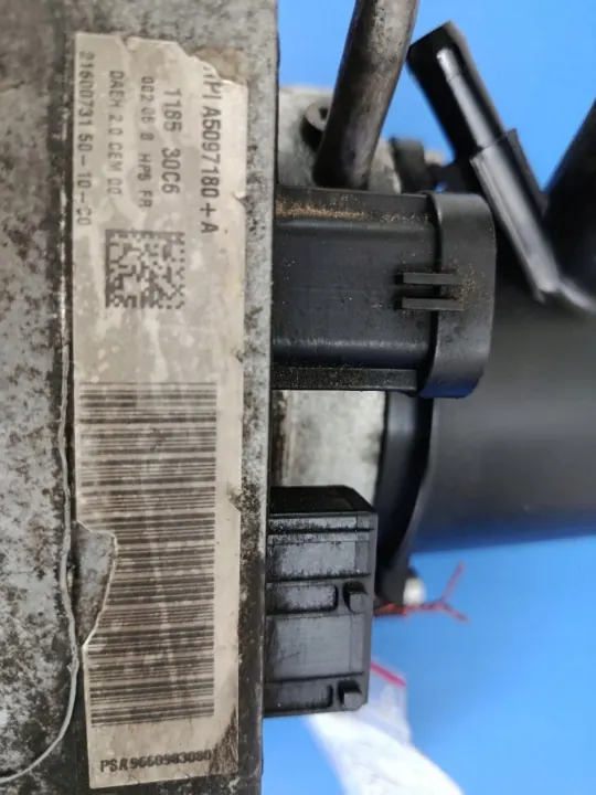 Pompe de direction OEM 9660983080 pour Peugeot 407 image 3