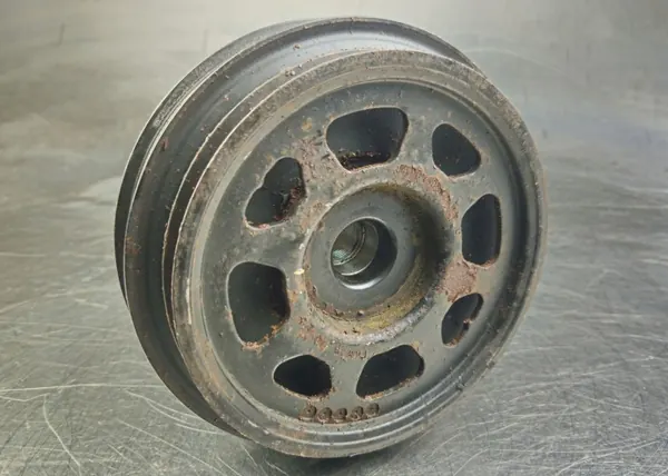 Polea cigüeñal Ford OE JB3Q-6B319-BA - Usado image 7