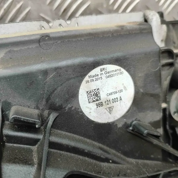 Koelonderdelen Porsche Macan 3.0L 2016 95B121003A image 7