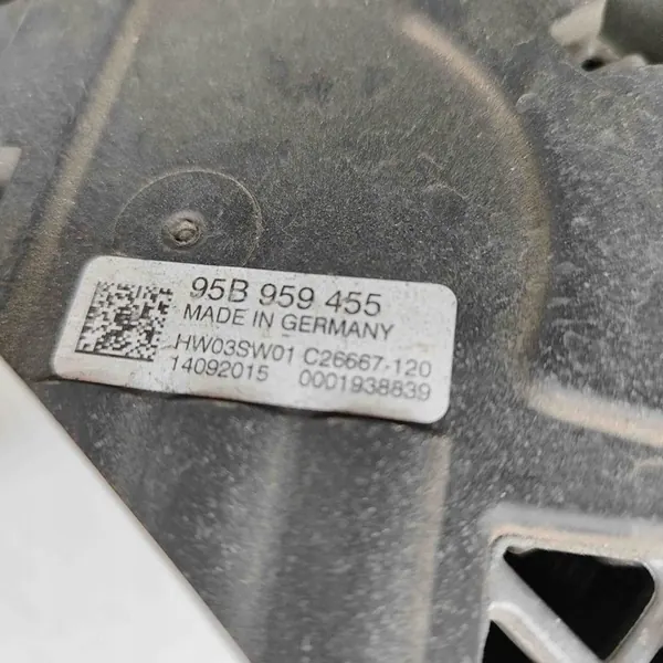 Koelonderdelen Porsche Macan 3.0L 2016 95B121003A image 8