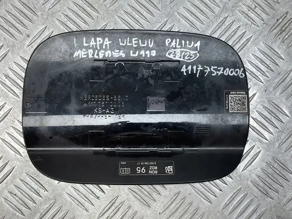 MERCEDES A117 Bränsletanklock A1177570006 image 6