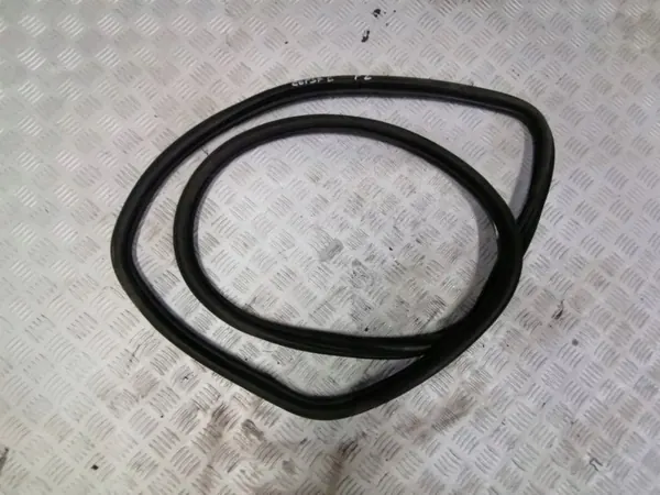 Junta da Porta Opel Corsa E Esquerda Dianteira 5P OEM C0TAE image 2
