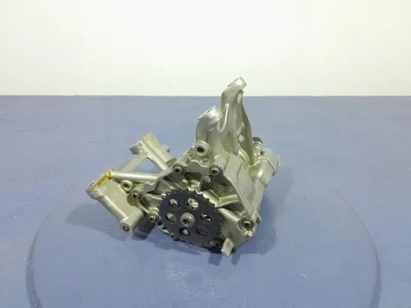 Pompe à huile BMW OEM 8631810 pour Série 2 M235i image 2