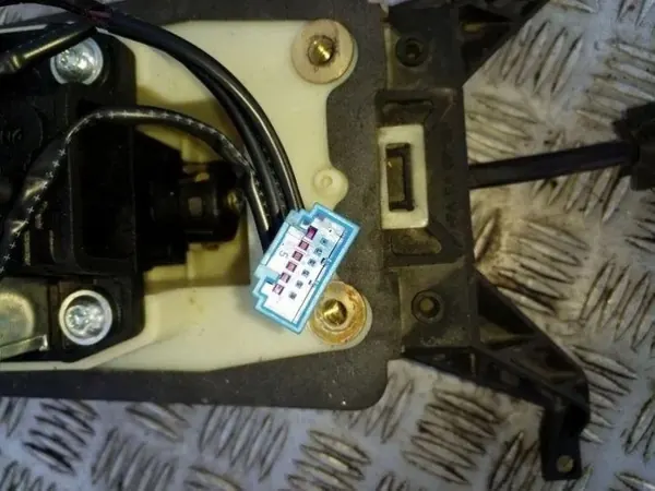 Växelspak OEM 7L6713203D - VW Touareg I Lift image 8