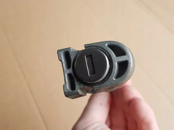 Dörrlås Cylinder - Främre Vänster / VW Touran I 2003-2015 / 1T0837167A image 3