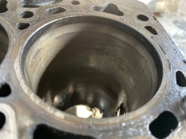 Bloco motor Ford Transit 2.4 TDDI OEM VHB4834 image 10