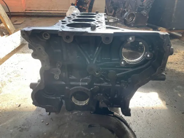 Bloco motor Ford Transit 2.4 TDDI OEM VHB4834 image 4