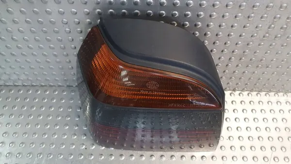 Vänster Bakljus VW Golf III 1H6945111B Hatchback image 3