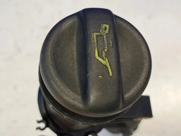 Tubo de Entrada de Óleo Volvo S40 II 2.0L 2004 OEM 30757072 image 4