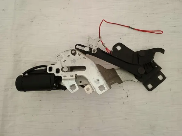 VW New Beetle Cabrio kattomoottori OEM 1Y0871661C Vasen image 2