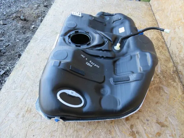 Brandstoftank Opel Insignia A 2.0 CDTI OEM 16212H0355 image 3