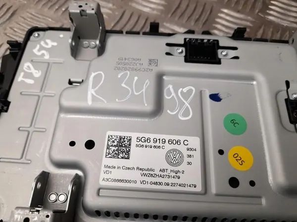 Radio mit CD-Player Volkswagen PASSAT Variant 2022 image 8