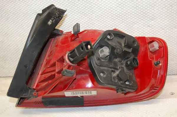 Audi A4 B8 Sedán 2008-2011 Luz Trasera Izquierda LED image 2