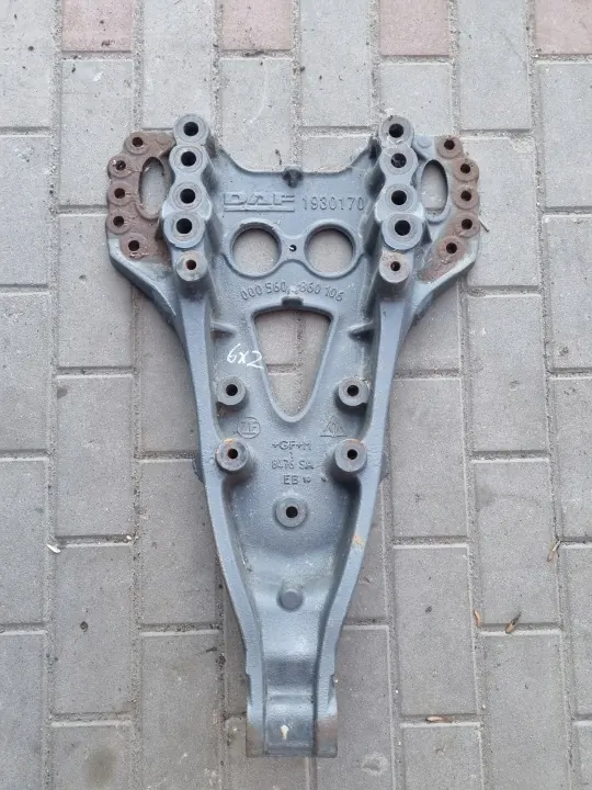 DAF Brobalkramfäste OEM 1930170 - Begagnad image 2