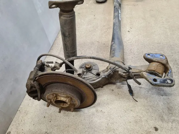 Taka-akselin palkki OEM 694/800/894 Chevrolet Orlando image 6