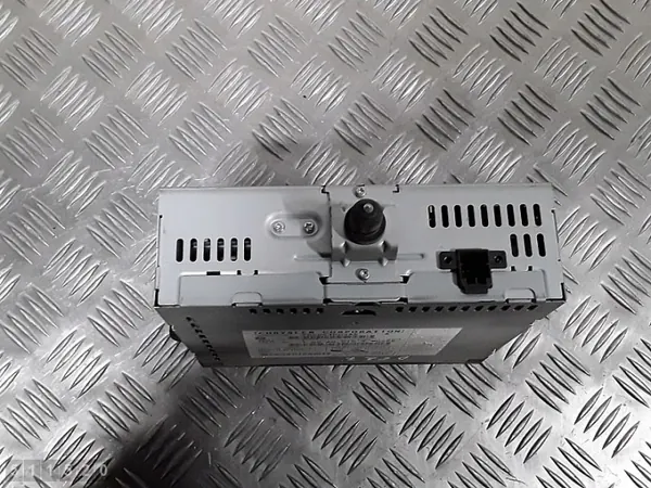 Trocador CD Chrysler usado OEM P05064003AE image 4