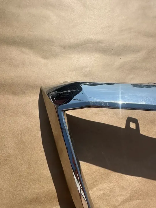 Skoda OE 3V0853761B Chrome Grille image 5