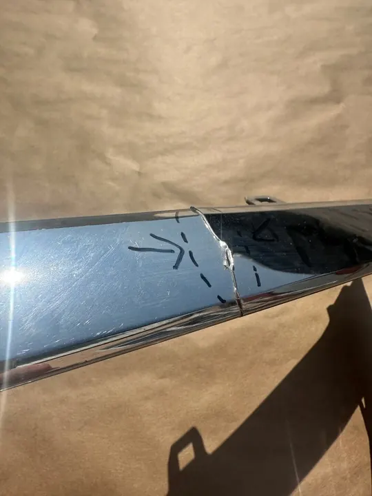 Skoda OE 3V0853761B Chrome Grille image 7