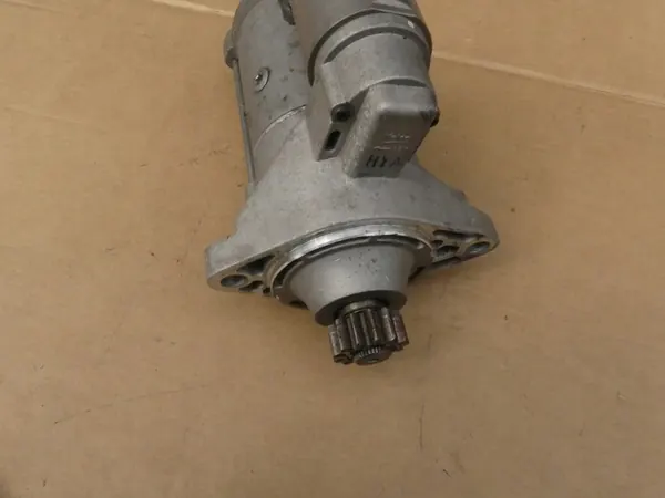 Motor de arranque VW Passat B8 A3 8V Golf VII 2.0 TDI image 4